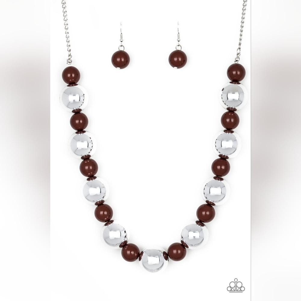 6/$10 Paparazzi ♥ Top Pop - Brown ♥ Necklace